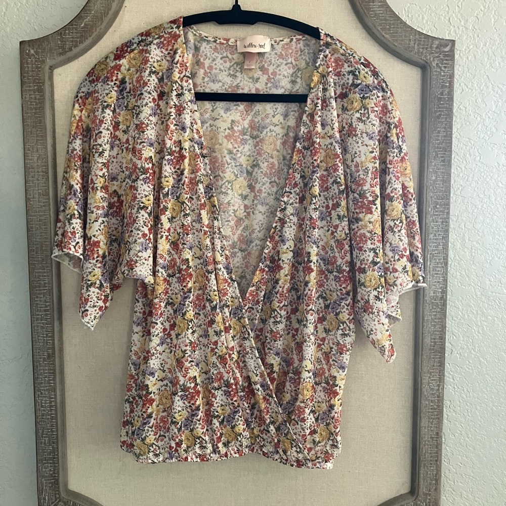 Willow & Root, Floral Wrap Top from Buckle (s)